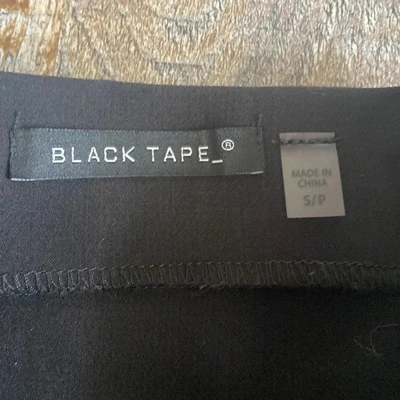 Black Tape | Pencil  Skirt - Picture 2 of 3